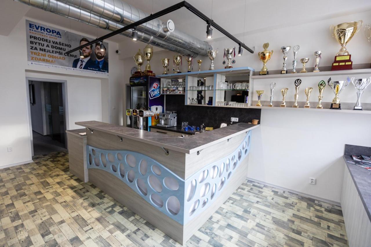 Arena Apartments Havlickuv Brod Bagian luar foto